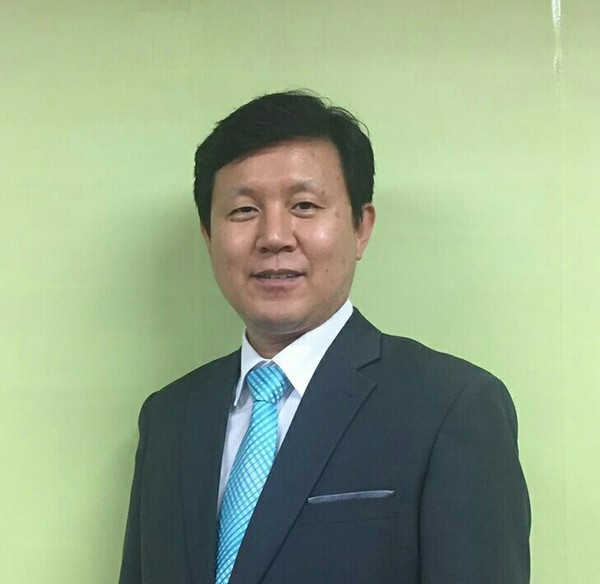 신원균 교수(한마음개혁교회, 웨스트민스터 신학회 회장, 대한신학대학원대학교(조직신학)