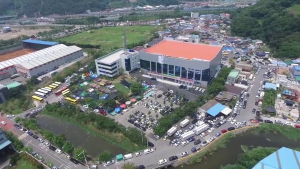 부산 세계로교회 전경