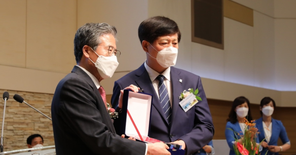 총신신대원 총동창회 이취임식 옥성석 목사와 배만석 목사