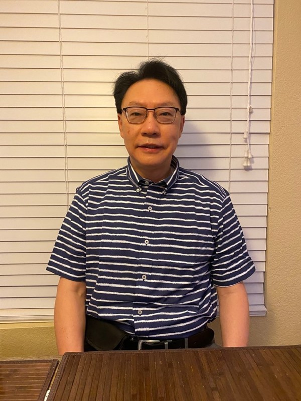 김리훈 장로. Nevada주의 Las Vegas에서 '김리훈 보철치과'의 원장. 갈보리장로교회(협동장로). 라스베가스의  남가주대학(USC), 캘리포니아대학(UCLA, 치의학박사), 미시간대학(U of M, 보철전문의 석사)에서 의학을 공부하였다. 그리고 미주 총신(M.Div)에서 신학을 수련했다.