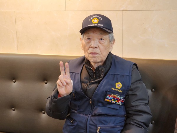      16세에 18세라 속이며 참전했다는 참전용사