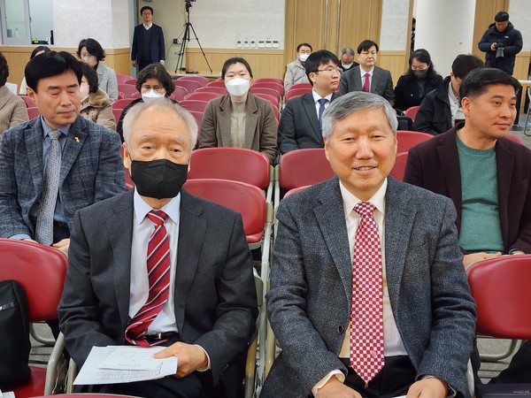   이상규 교수와 서찬원 교수