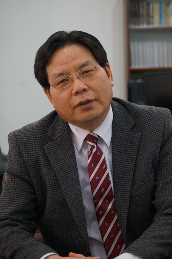                           고 윤남중 목사의 아들 윤희원 목사(전주효성교회)