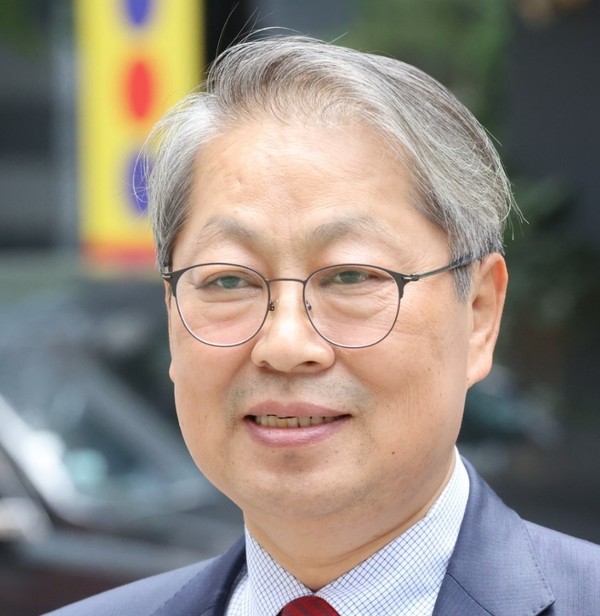  리폼드투데이 발핼인 겸 주필 최장일 목사