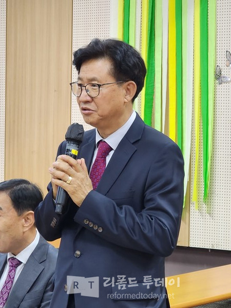  전철희 목사 만경교회