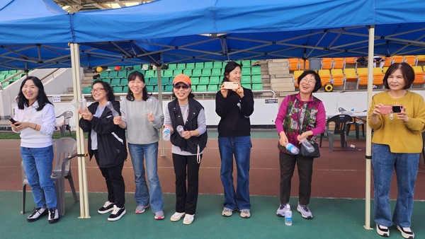  여기는 함북노회 응원단...