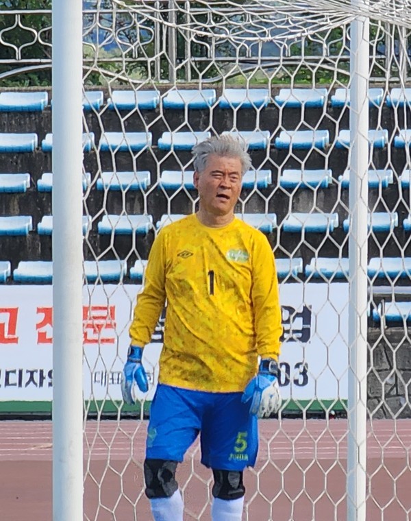  한꼴 먹고 망연자실....한민수 목사