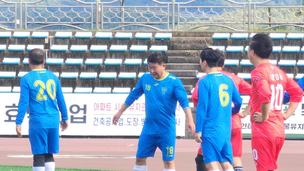  관서노회 15년째 조기축구 했는디, 이제는 늙었나벼....