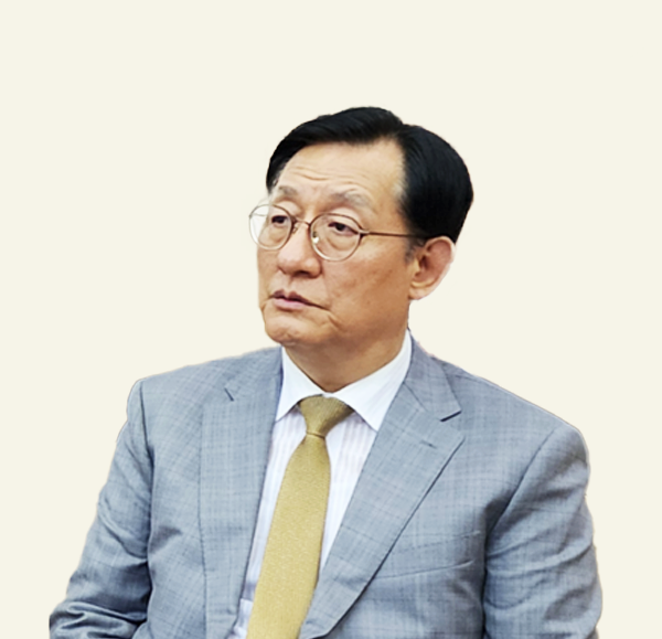  다시 선출된 법인이사장 김용대 목사(영광대교회)